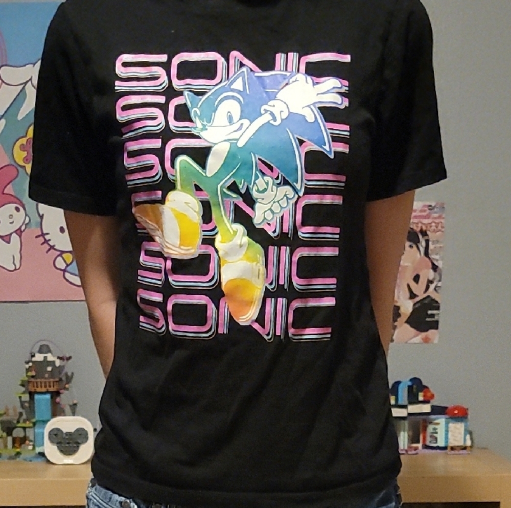 Black Sonic the Hedgehog Graphic T-Shirt